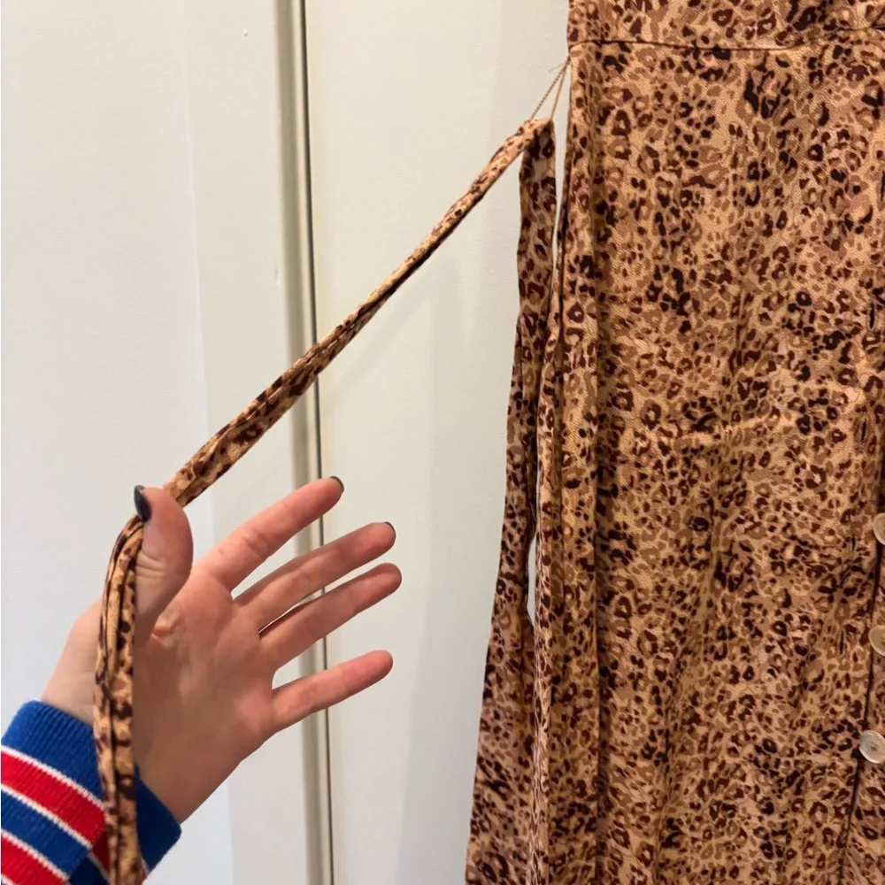 Aritzia cheetah leopard button up maxi shirt Dress XS - Picture 7 of 10